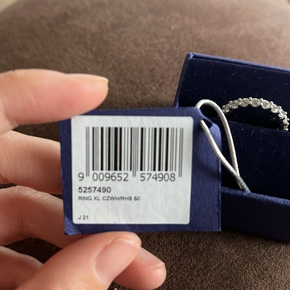 Swarovski Ring size 4 - Picture 4 of 4